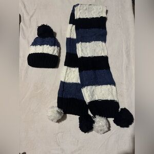 Women’s hat & scarf set